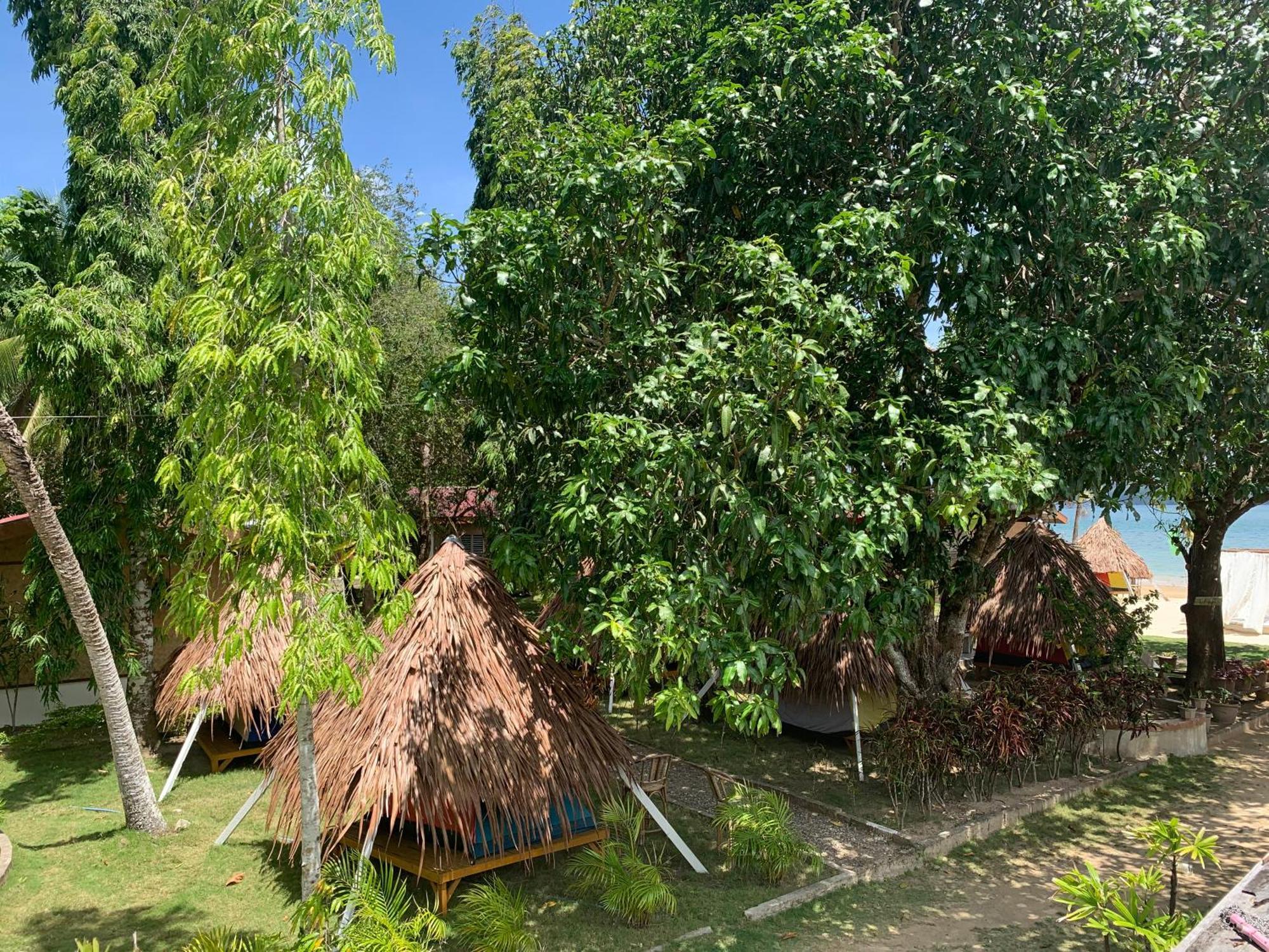 Pangulatan Beach Resort El Nido Bilik gambar